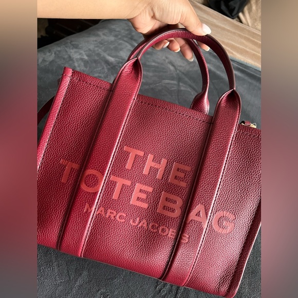 Marc Jacobs Cherry Tote bag Medium - Picture 1 of 14